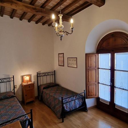 Ogni Finestra E Un Quadro - Appartamento Ad Assisi Luaran gambar